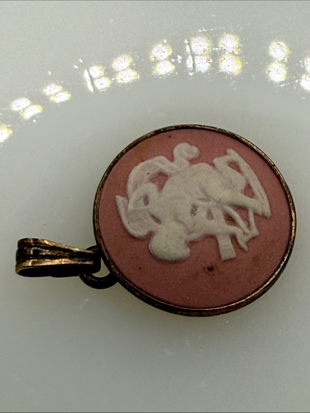 Antique sterling silver Pink lilac Wedgewood Cameo Disc Pendant charm cherub ⭐️ - Picture 5 of 16